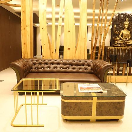 Hotel Emperio Grand Lucknow Ngoại thất bức ảnh