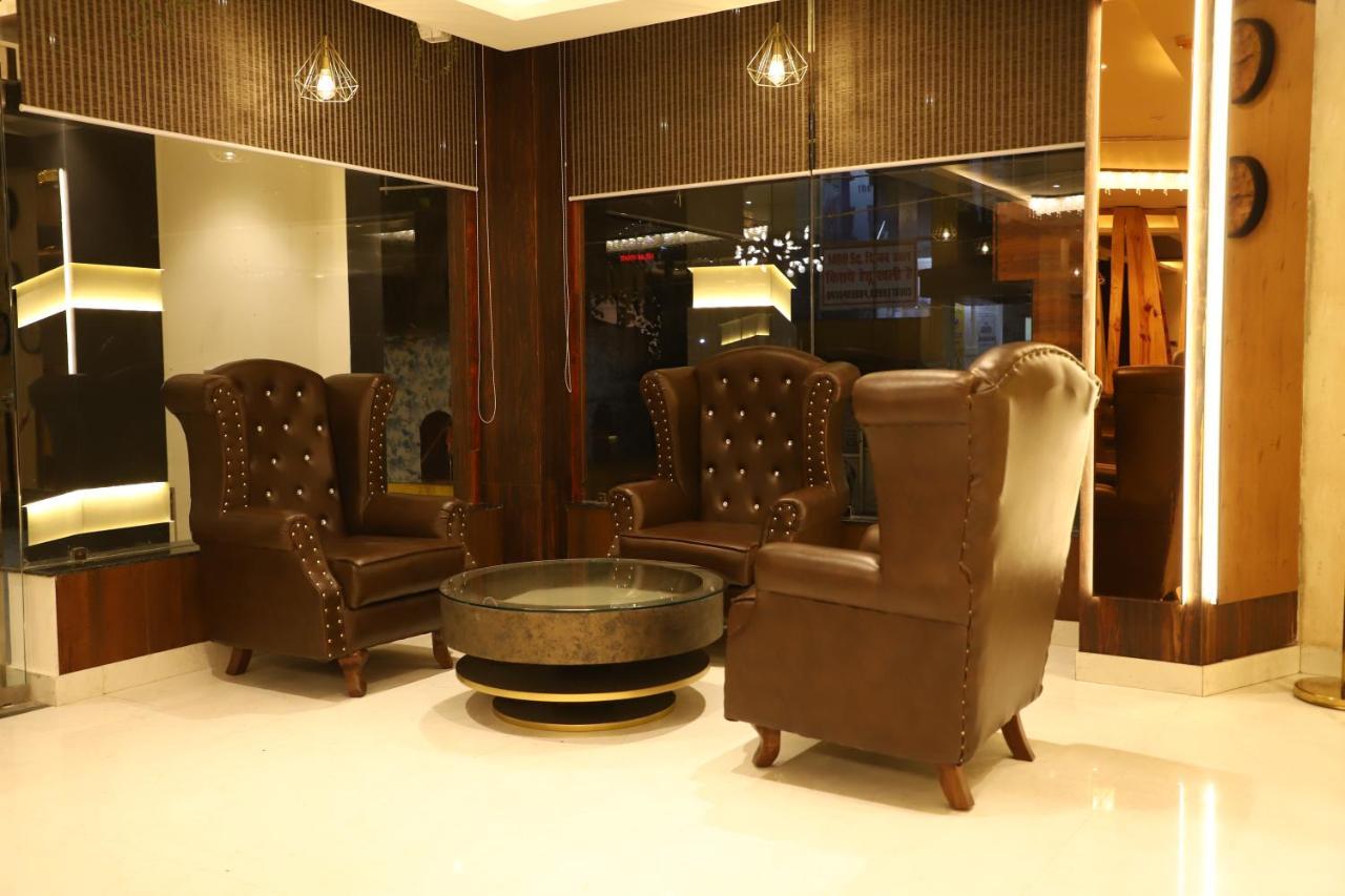 Hotel Emperio Grand Lucknow Ngoại thất bức ảnh